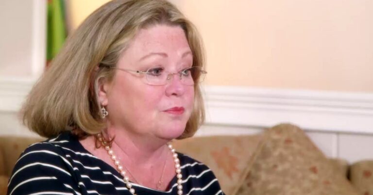 lauren tewes net worth